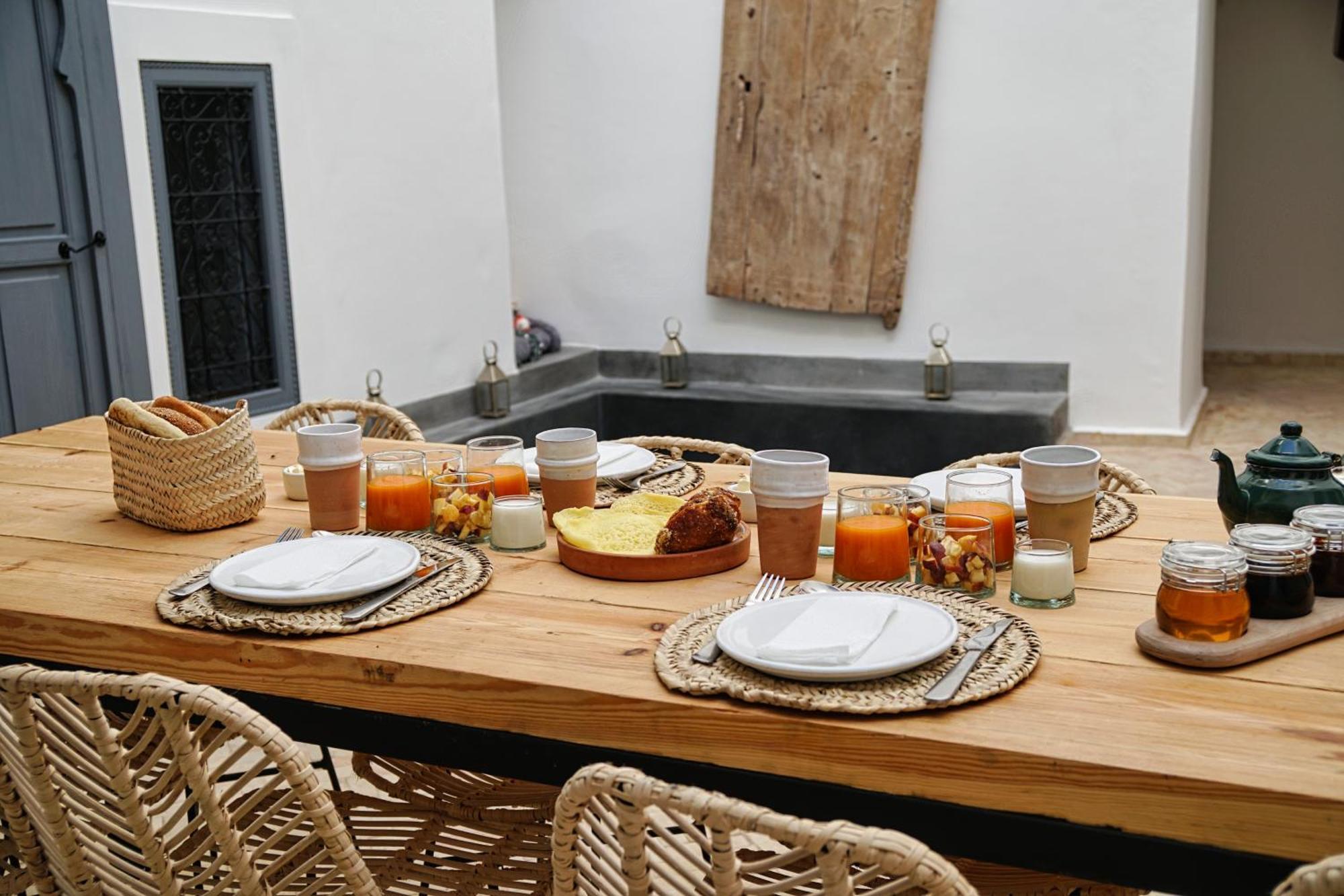 Riad L'Echappee, En Exclusivite, 5 Chambres Marrakesh Exterior photo